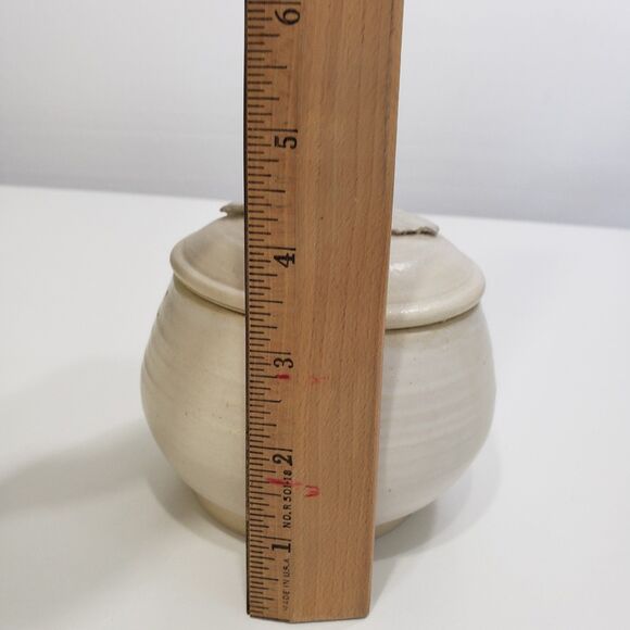 Beautiful Trinket Pottery Bowl with Lid; Approx. 4.5 x 4.5 - Picture 3 of 7